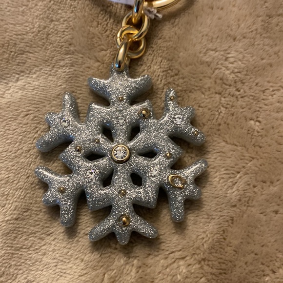NWT! Coach Snowflake glitter zip coin case and matching hanging accessory - Picture 5 of 9